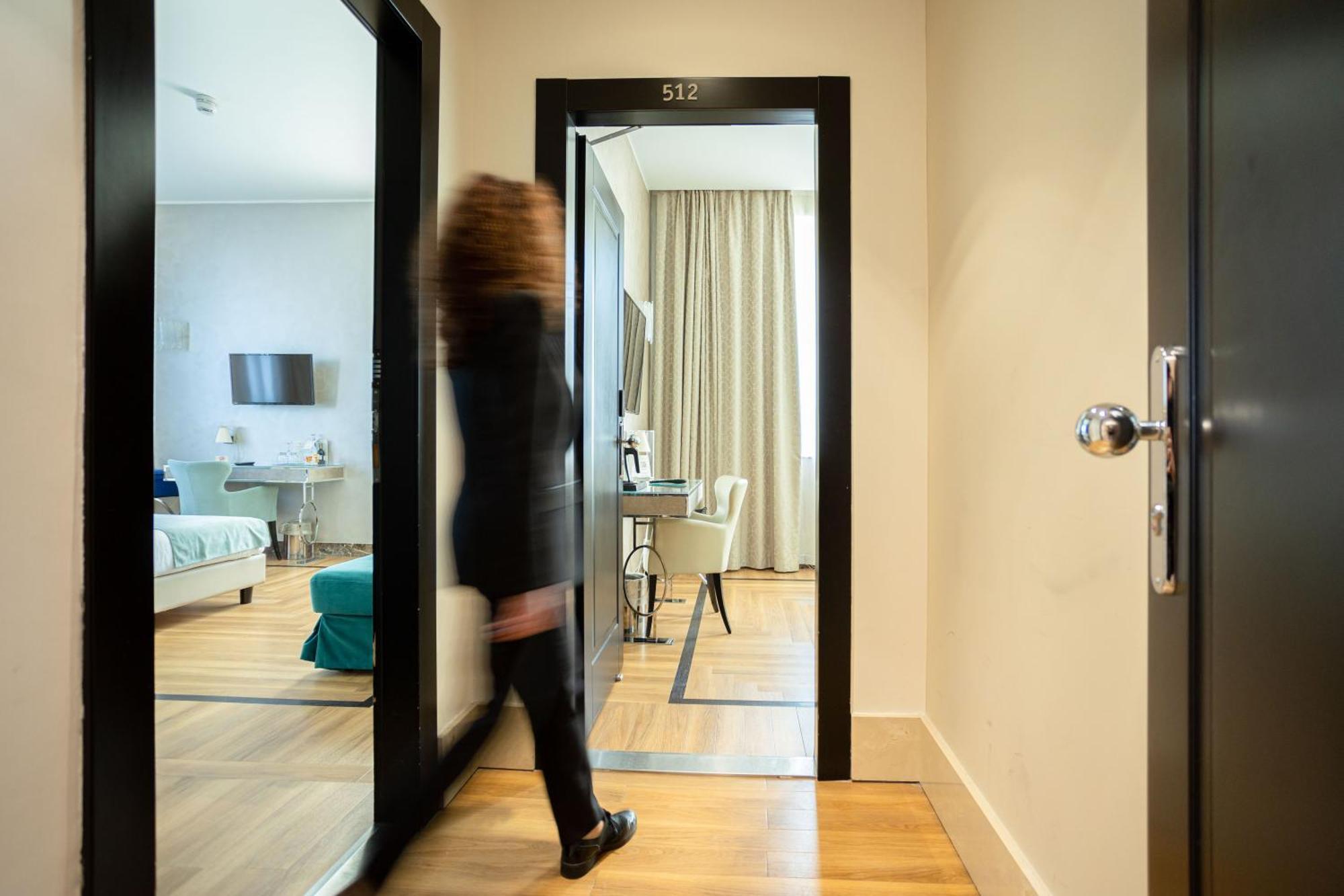 Two Connecting Double Rooms,1446348628:JPEG
