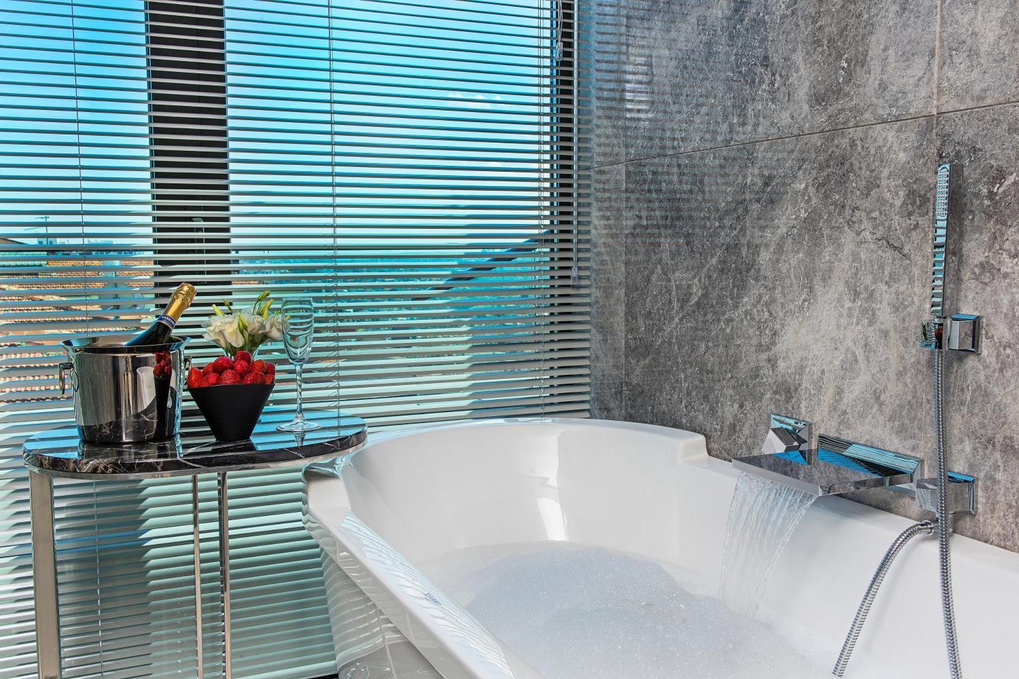 Panoramic Suite Bosphorus View