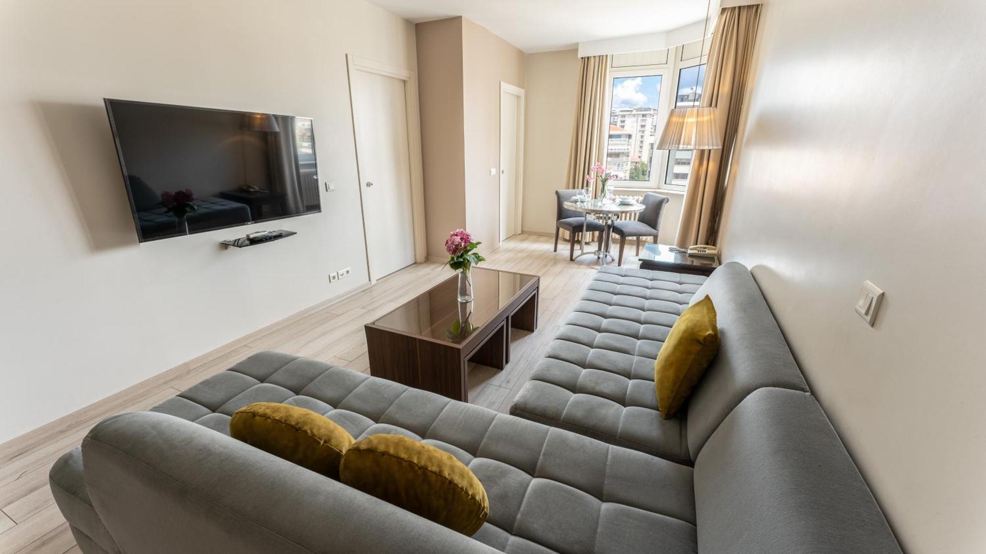 Two-Bedroom Apartment,1447698226:JPEG