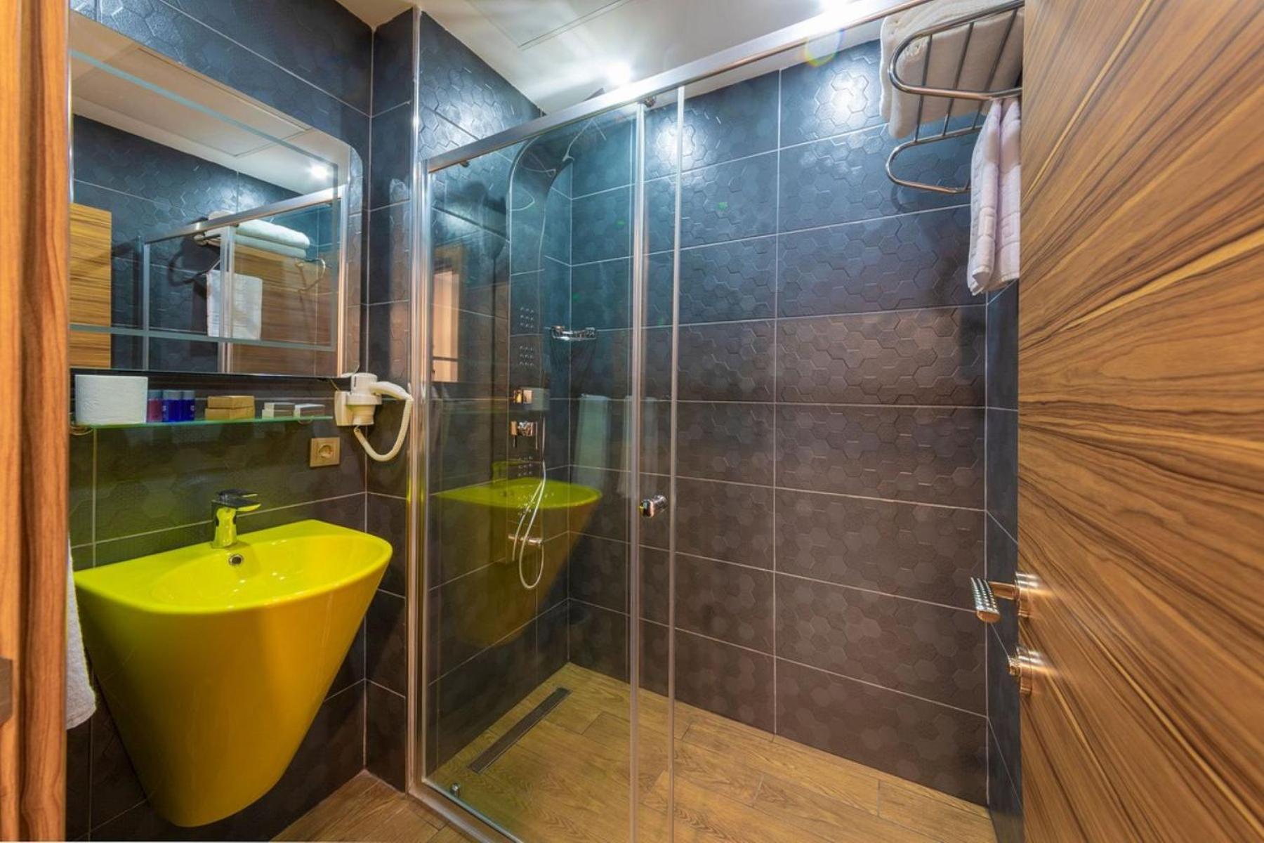 Standard Double Room,1554727732:JPEG