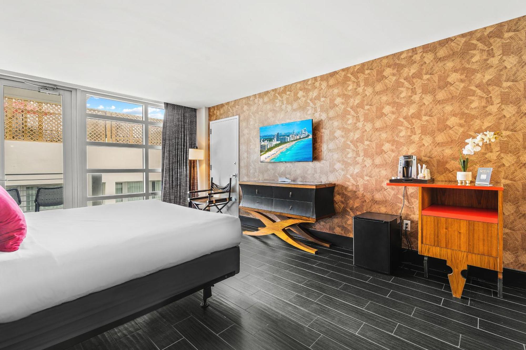 Hébergement Supérieur 2 Chambres avec 2 Salles de Bains et Balcon