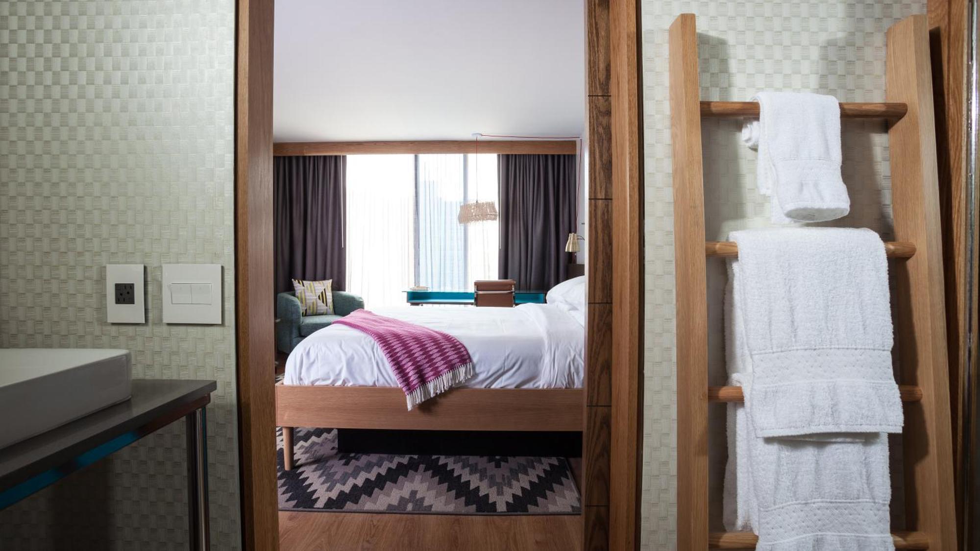 Standard Room with Two Queen Beds,1280629504:JPEG