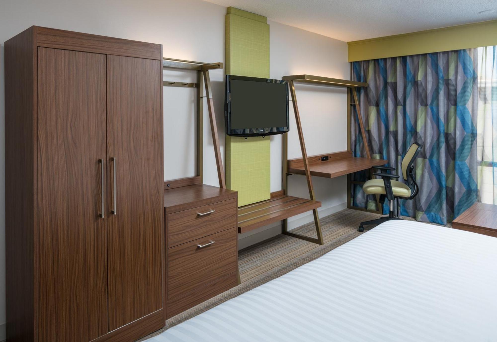Standard King Room with Sofa Bed