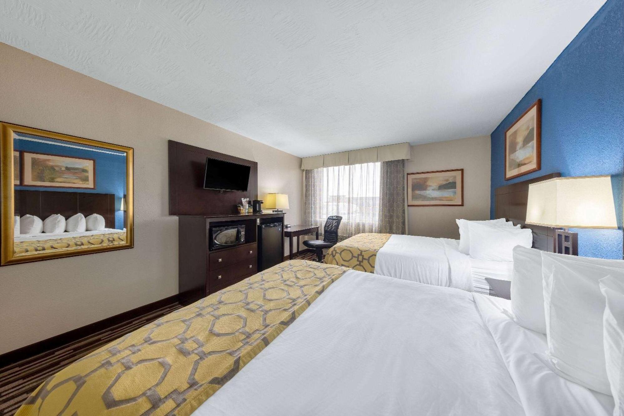 Queen Room Two Queen Beds Non-Smoking