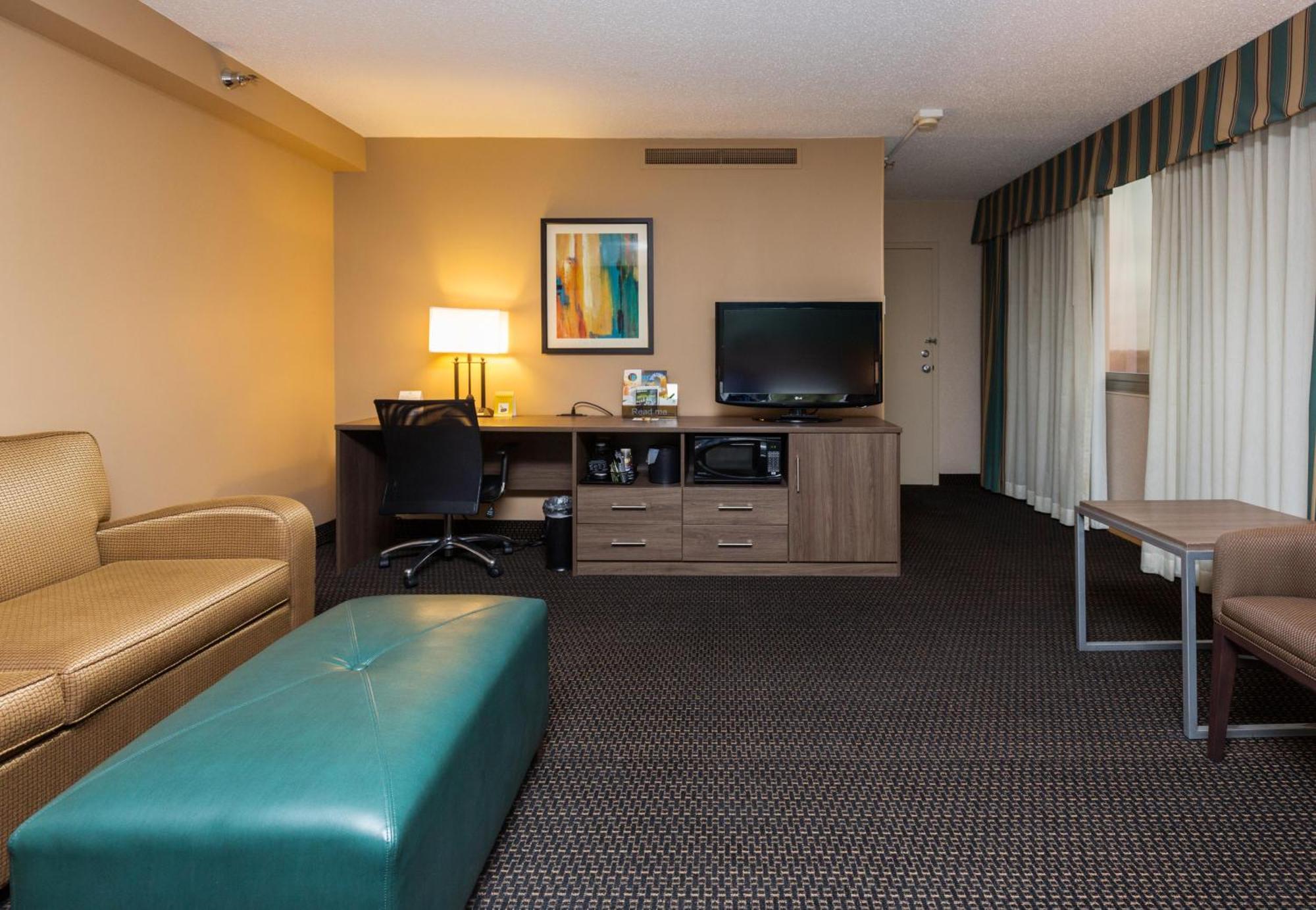 Premium King Room