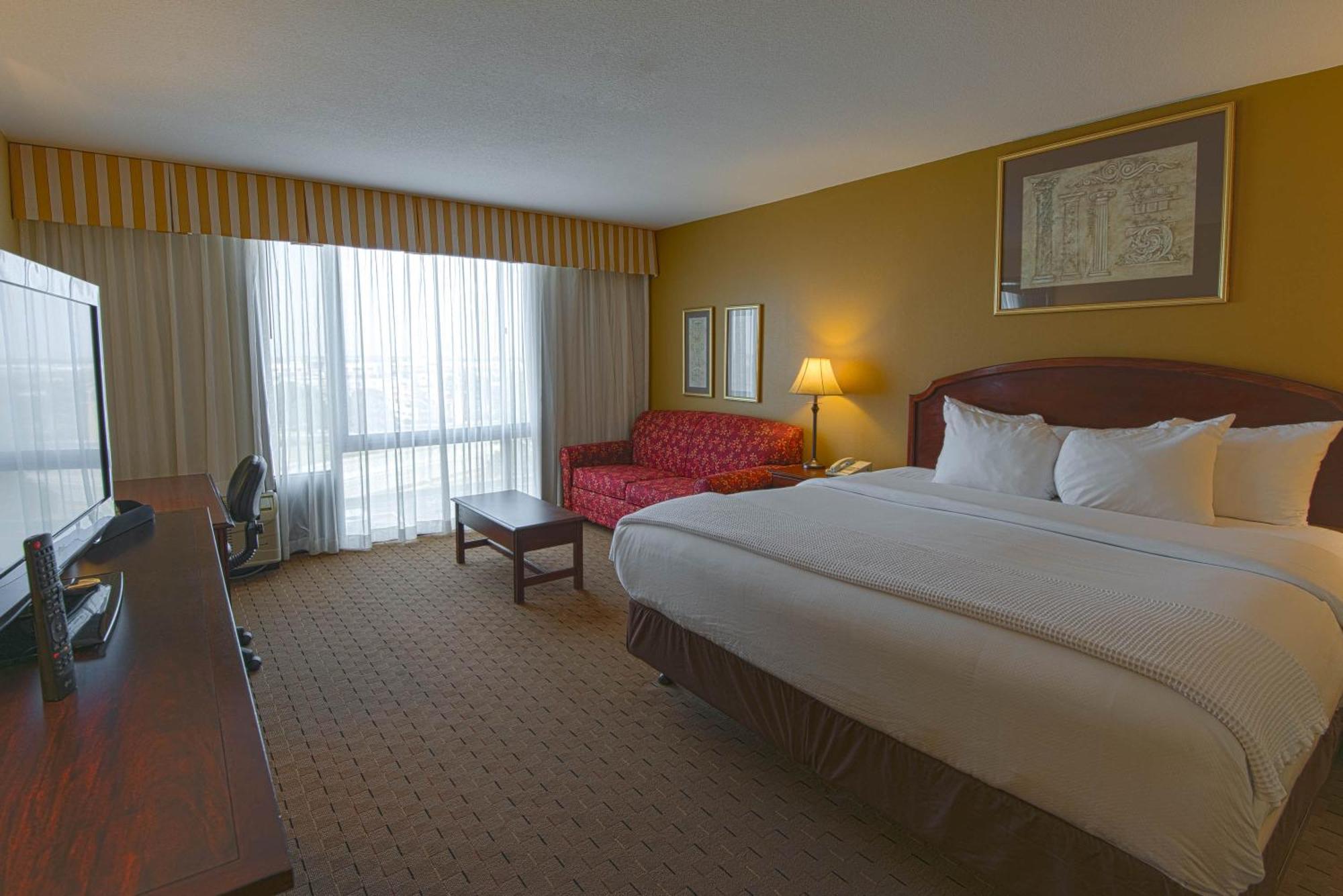 King Room with Sofa Bed - Non-Smoking