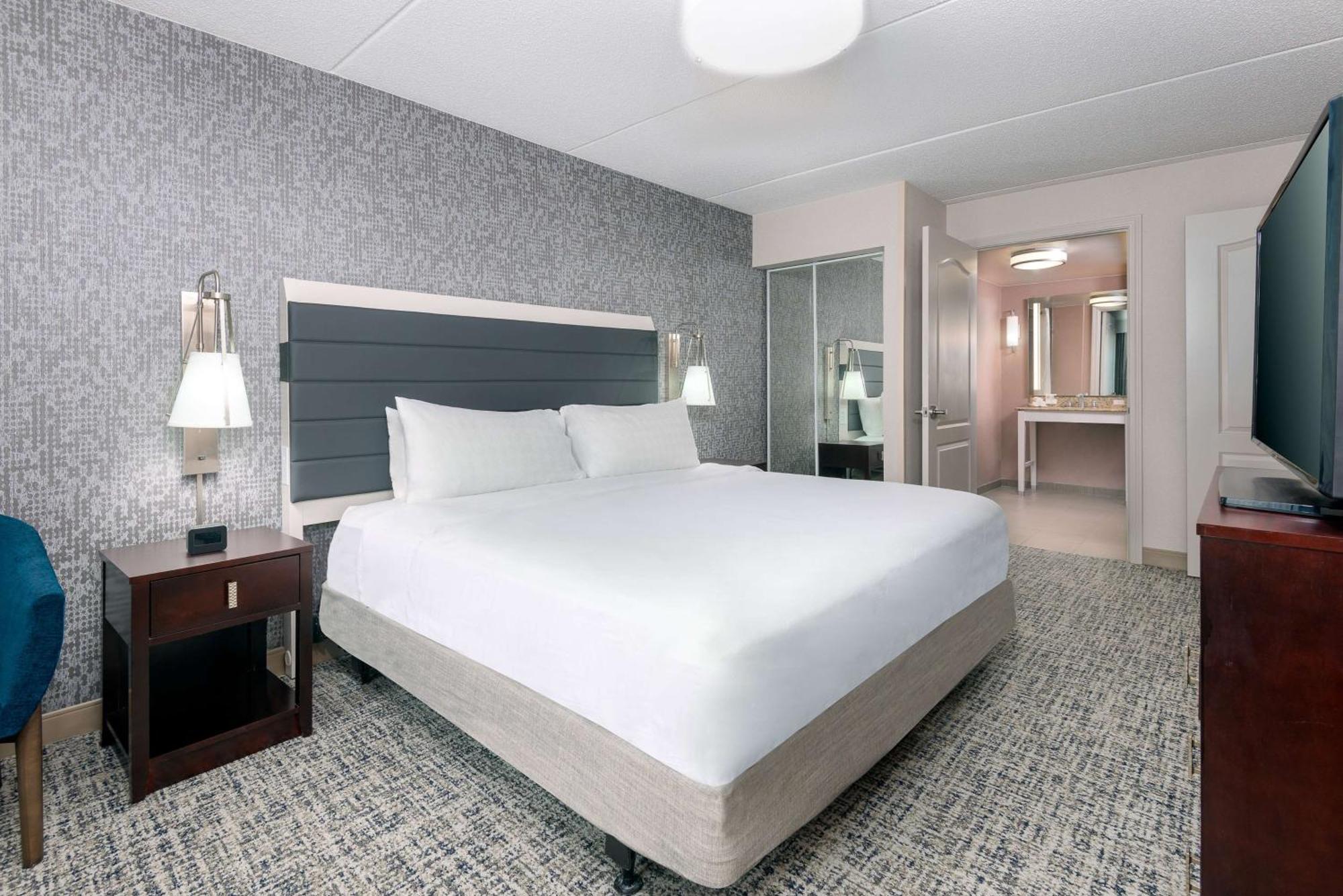 Two-Bedroom Suite - Non-Smoking