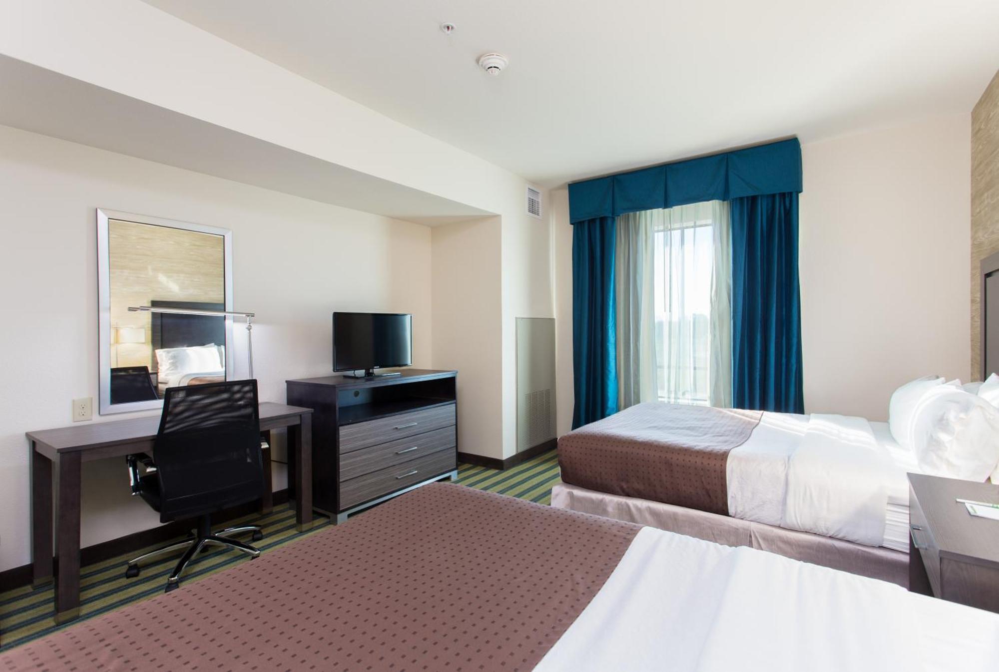 Suite with Two Queen Beds