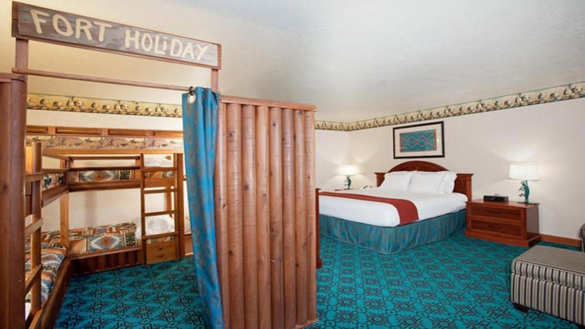 Suite with One King and Two Bunk Beds