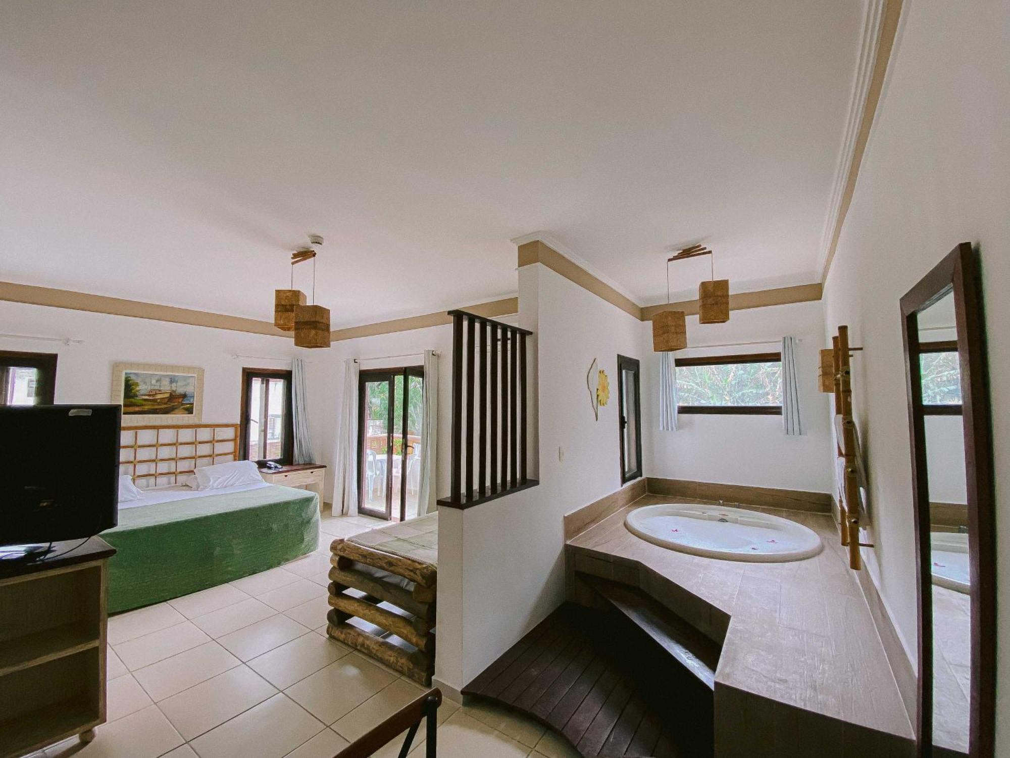 Suite Master with Spa Bath