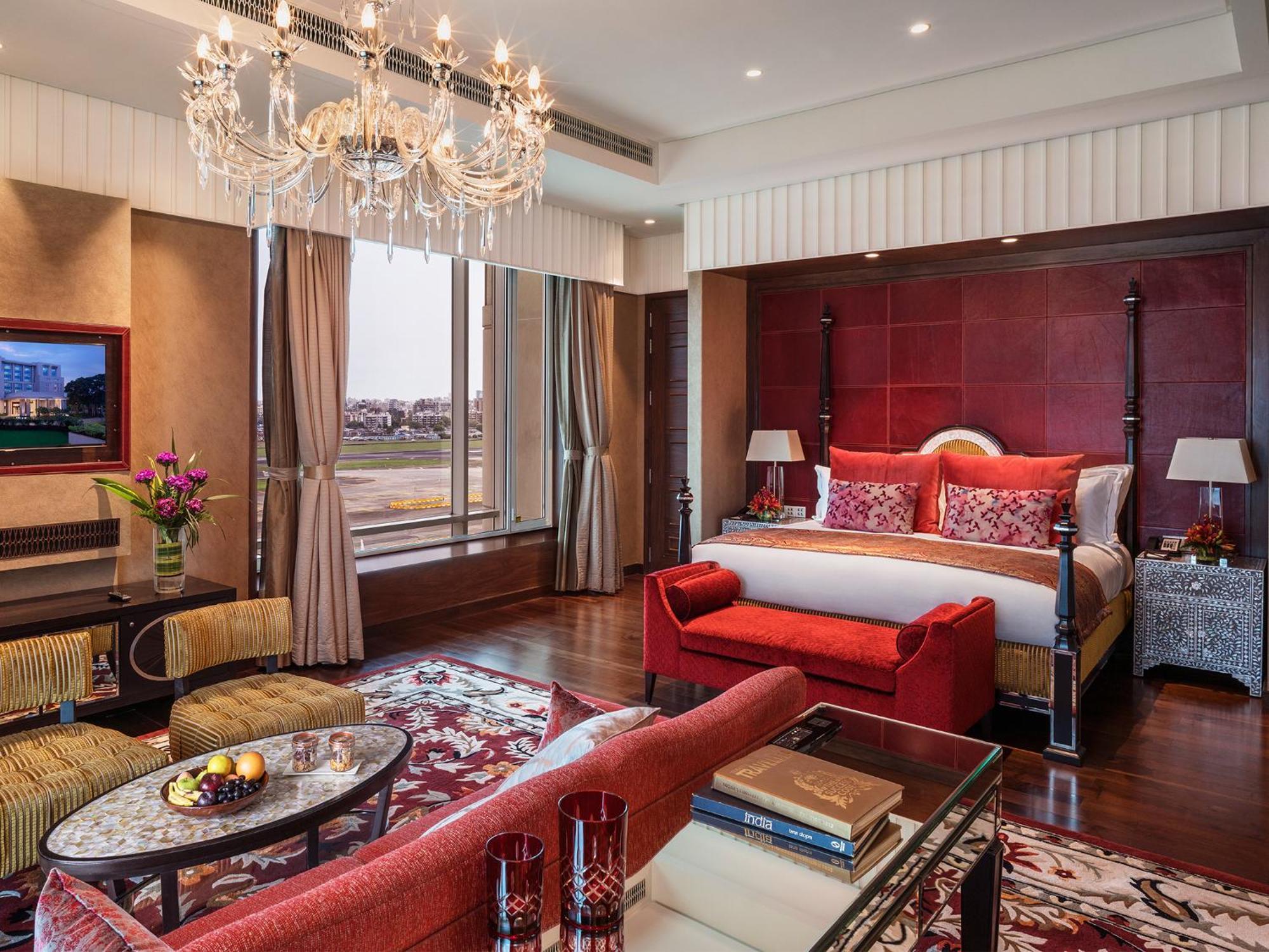 Presidential Suite Two Way Airport Transfers Evening Cocktail Hours & High-Tea