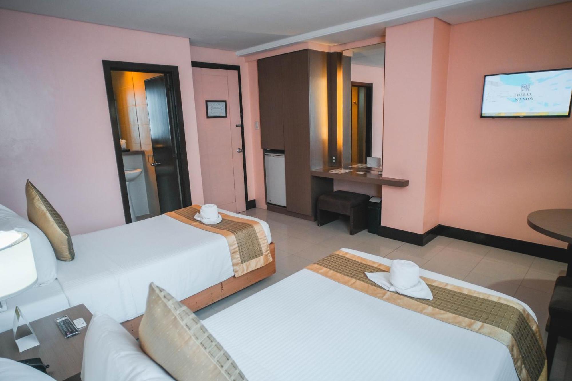 Majestic Twin Room