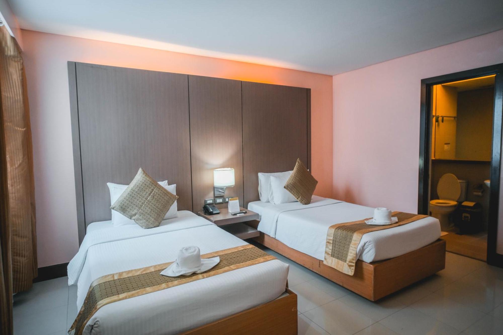 Majestic Twin Room