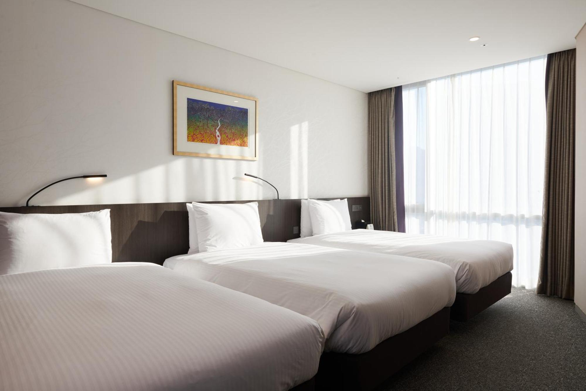Standard Triple Room,1457472259:JPEG