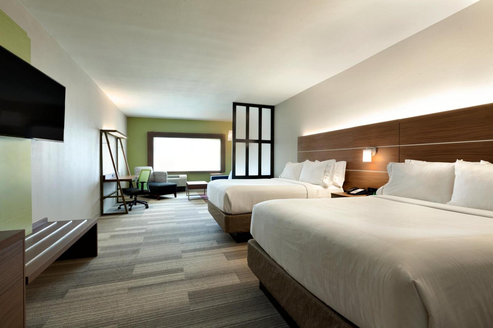 Queen Suite