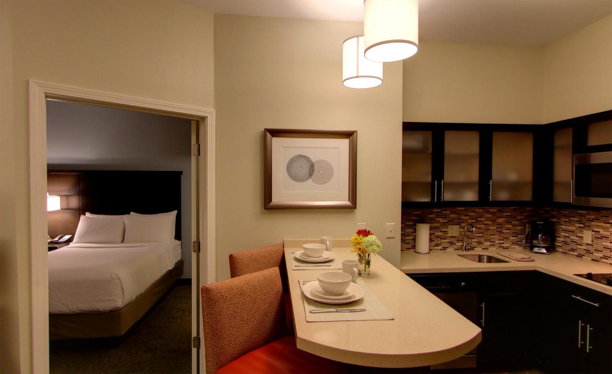 Suite with Two Double Beds - Non-Smoking