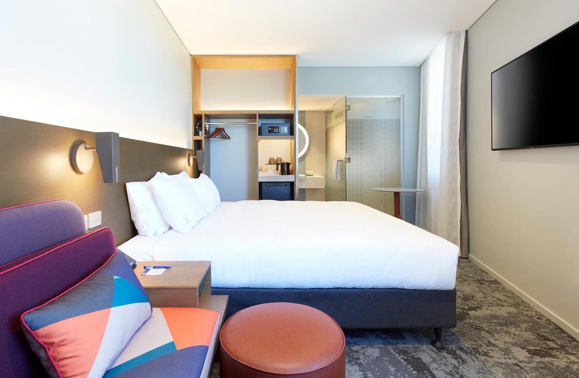 Habitación estándar con espacio adicional y cama extragrande con desayuno gratuito