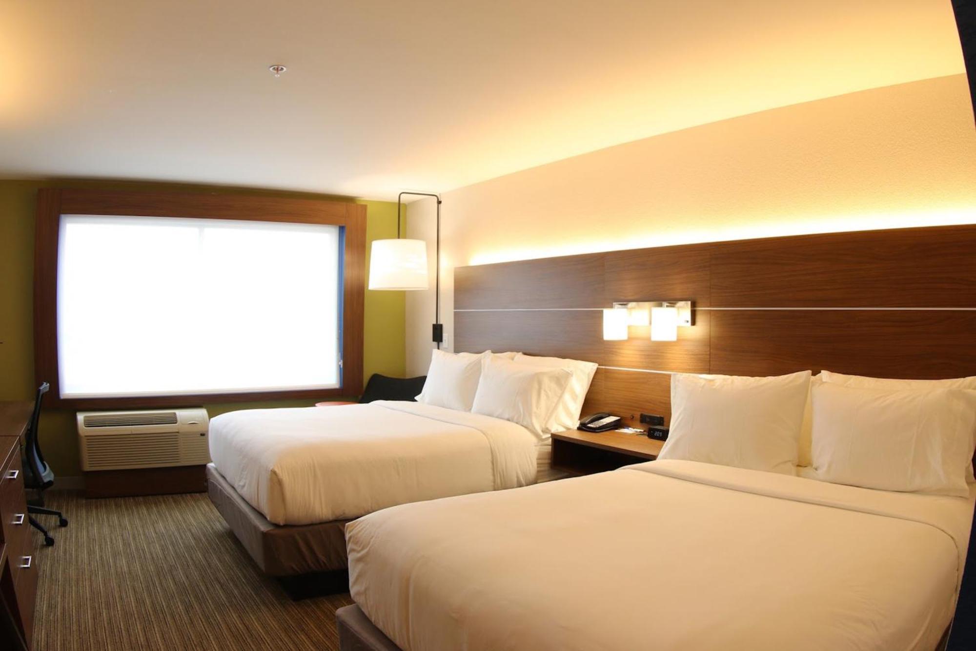 Standard Room with Two Queen Beds