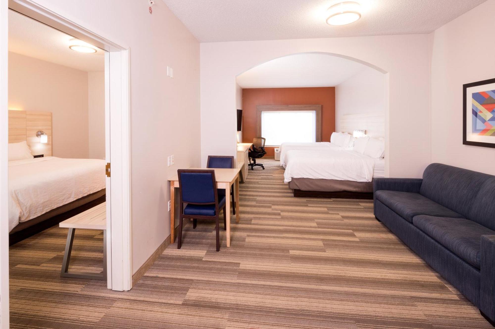 One-Bedroom Suite