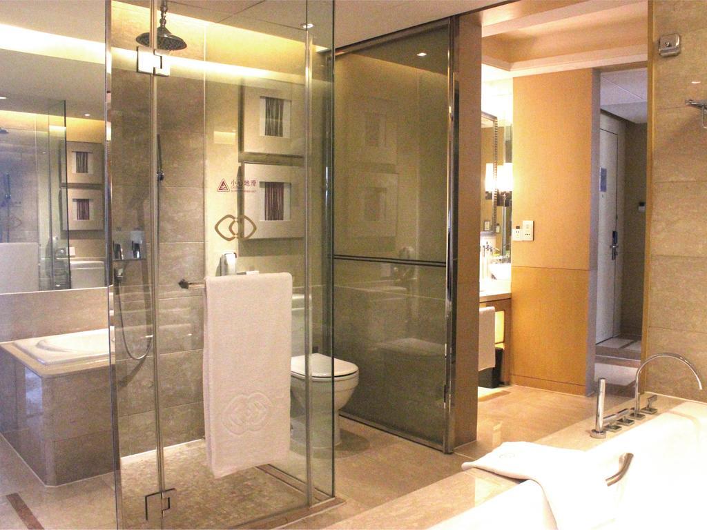 Superior Twin Room with City View