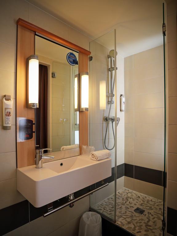 Standard Twin Room,1704938532:JPEG