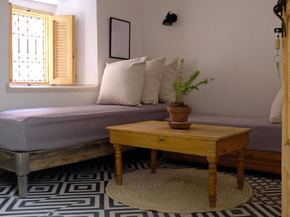Deluxe Double Room with Extra Bed,1464482746:JPEG