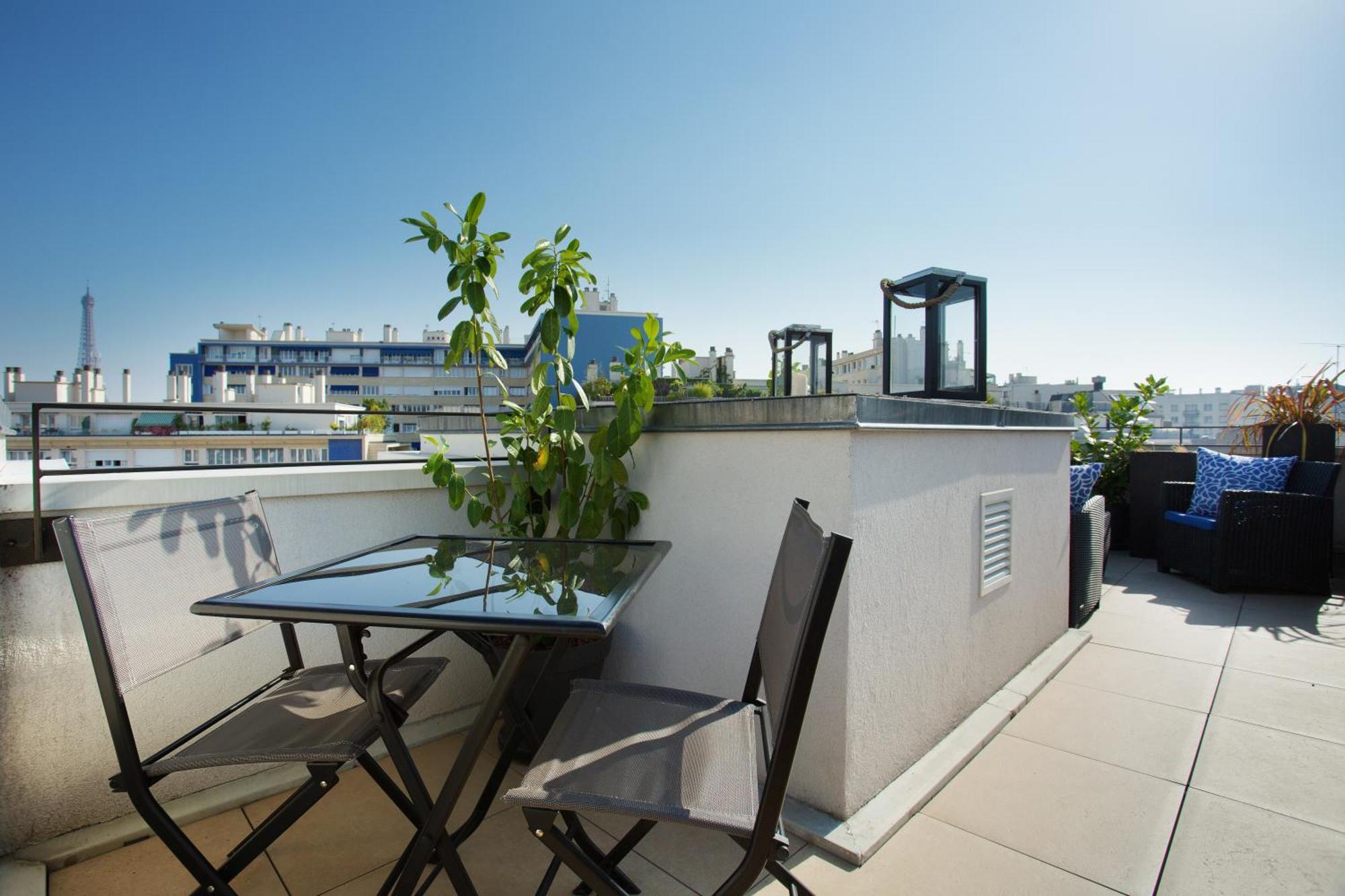 Suite Terrace Eiffel Tower View