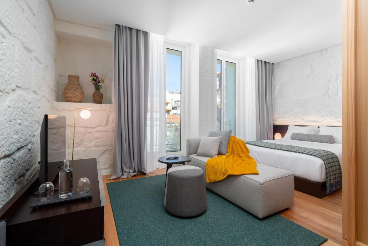 Deluxe Studio with Balcony