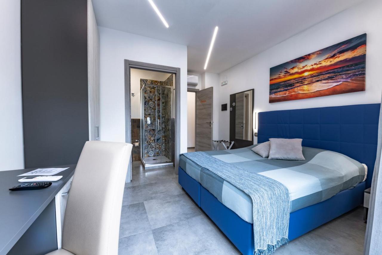Double or Twin Room with Private Bathroom