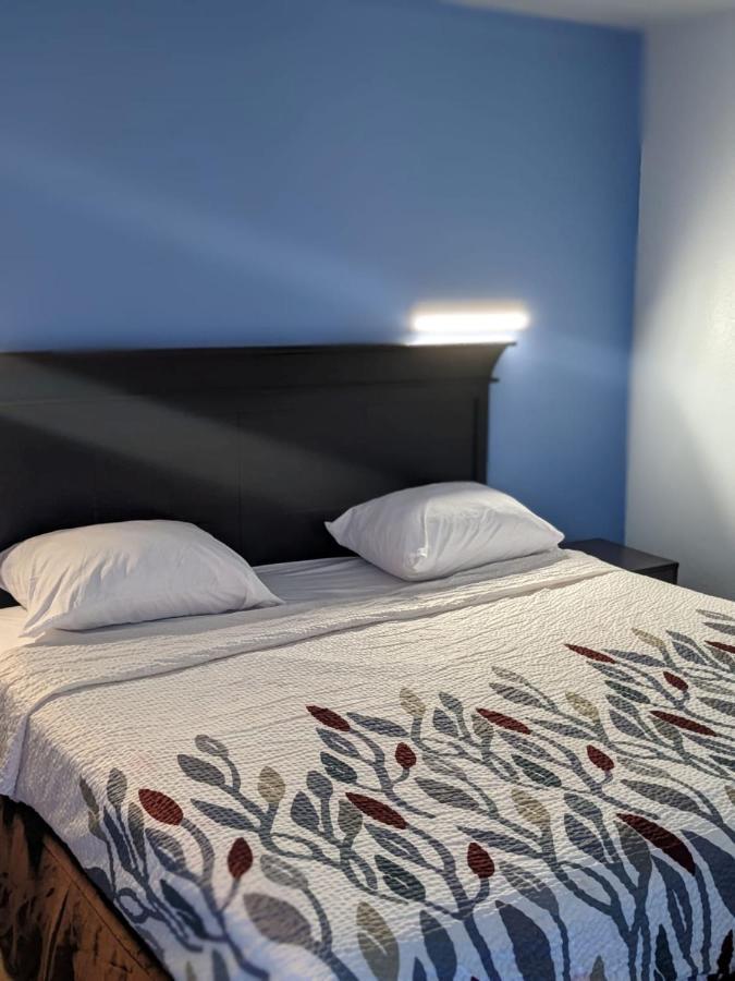 Deluxe King Room - Smoking