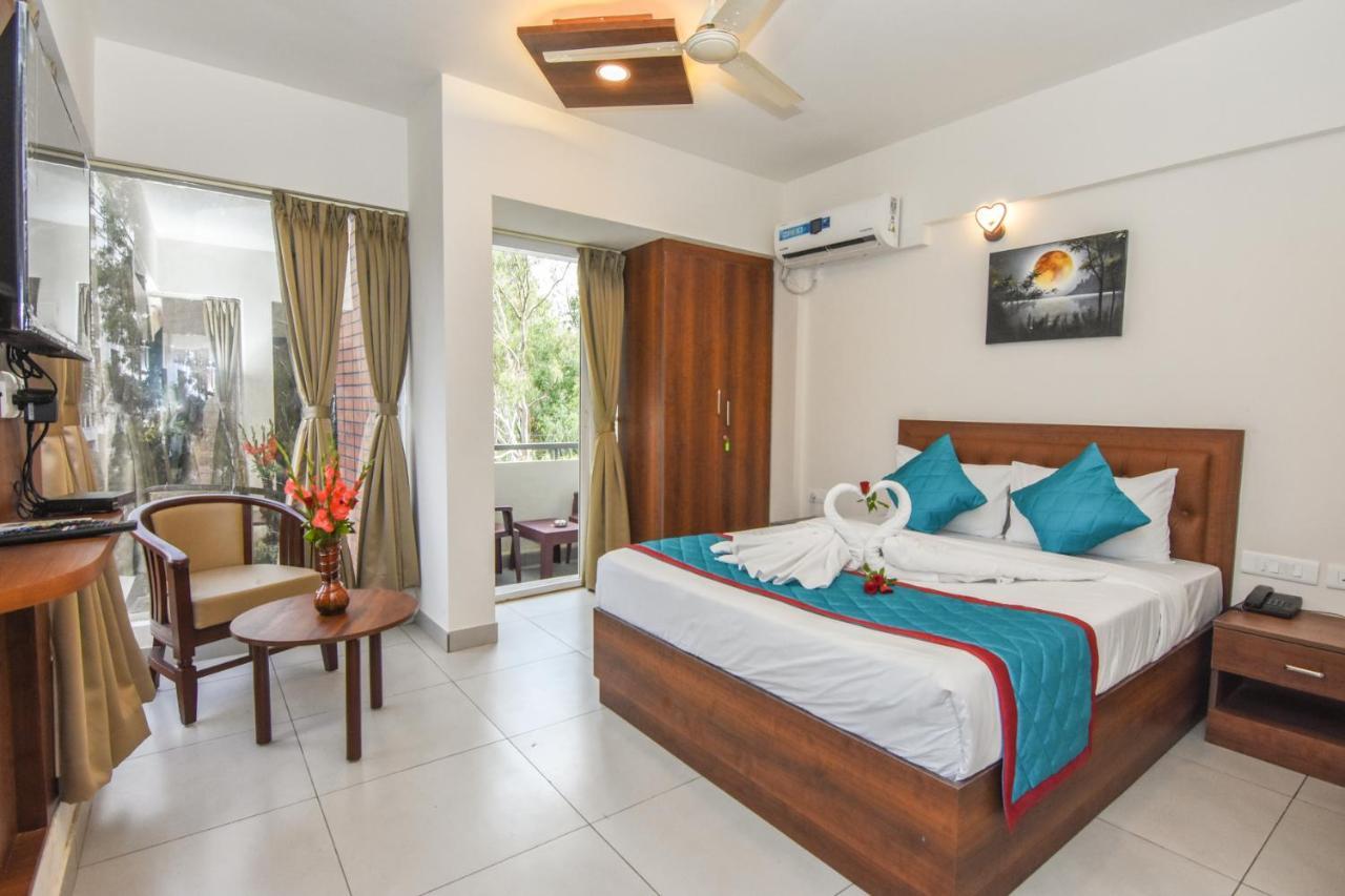 Deluxe Double Room with Castle View