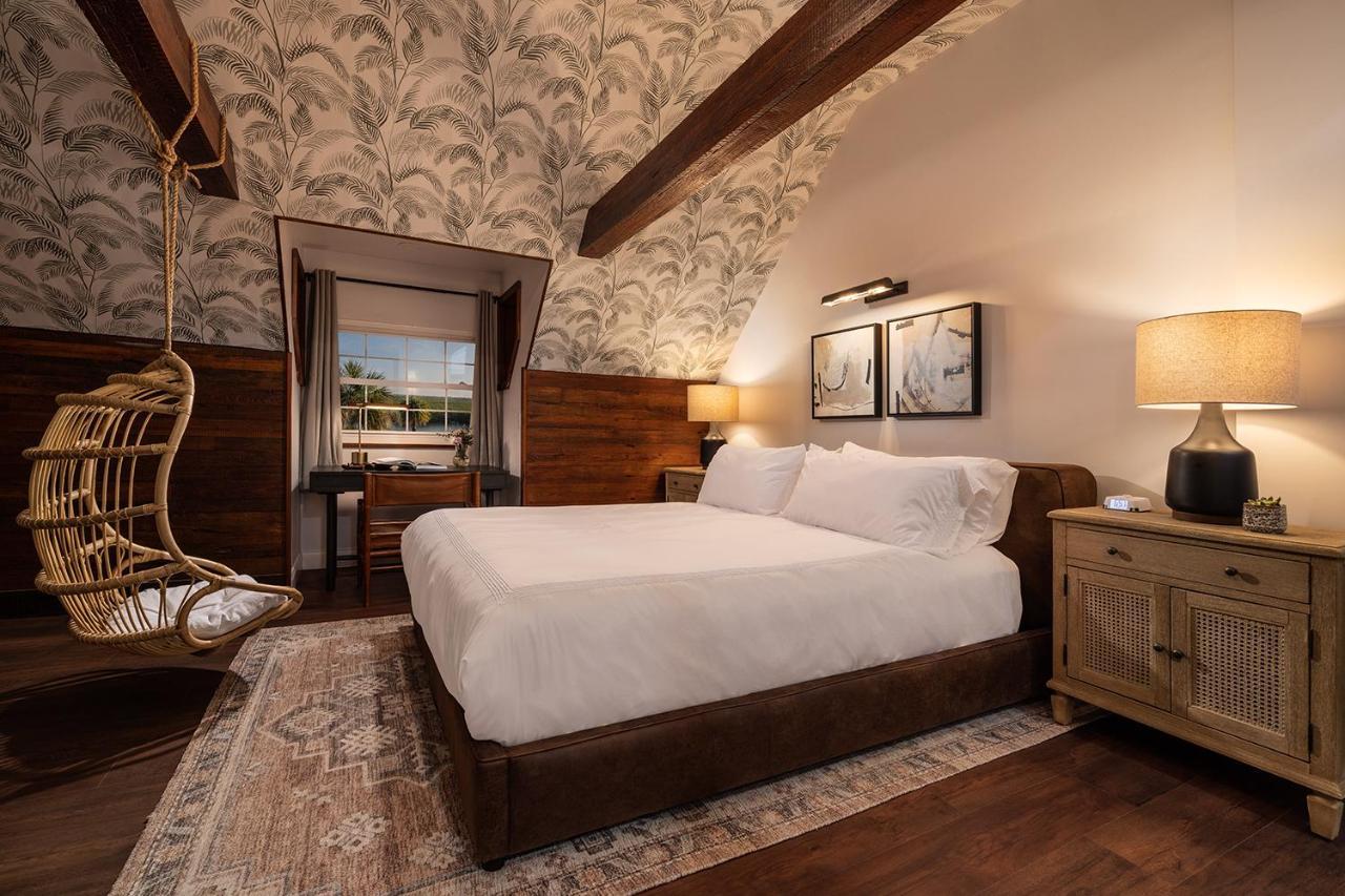 King Room with Garden View