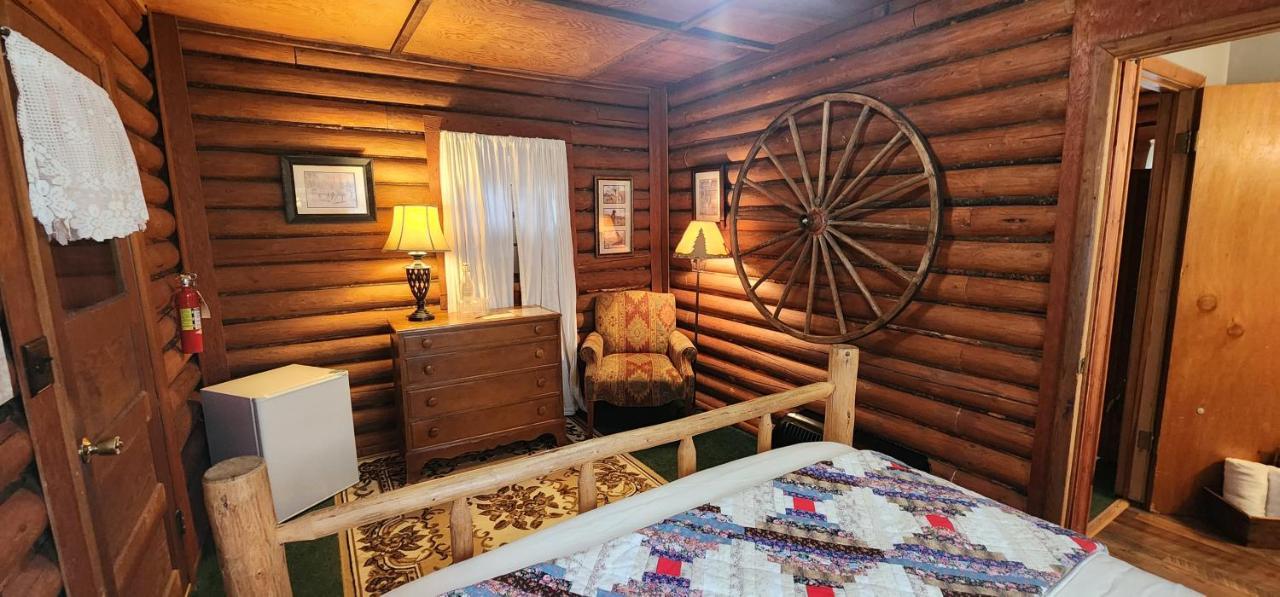 Triple Room with Mountain View