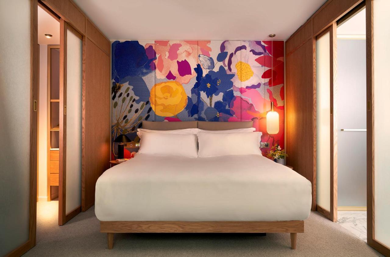 Premium King Room