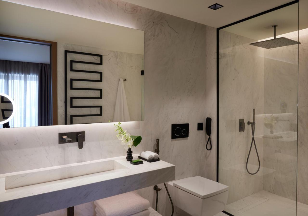 One Bedroom Suite Urban View