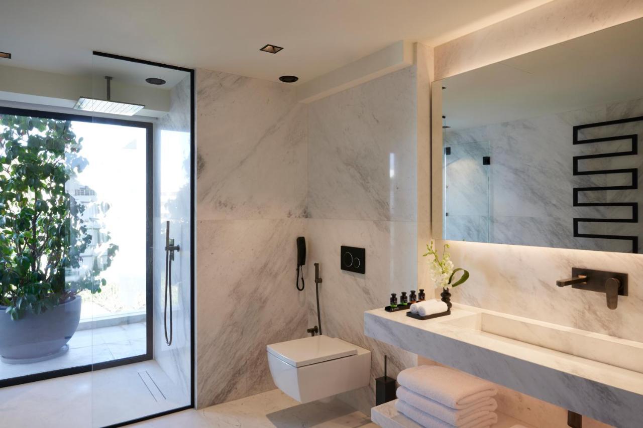 One Bedroom Suite City View