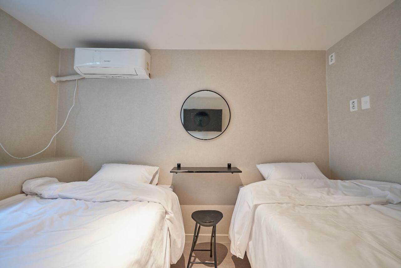 Deluxe Double or Twin Room 209