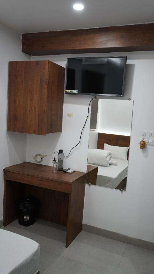 Budget Single Room