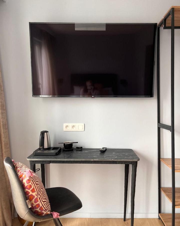 Small Double Room,1469261498:JPEG