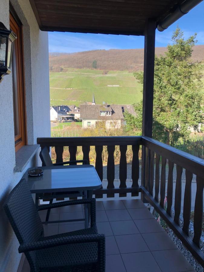 Doppelzimmer mit Balkon