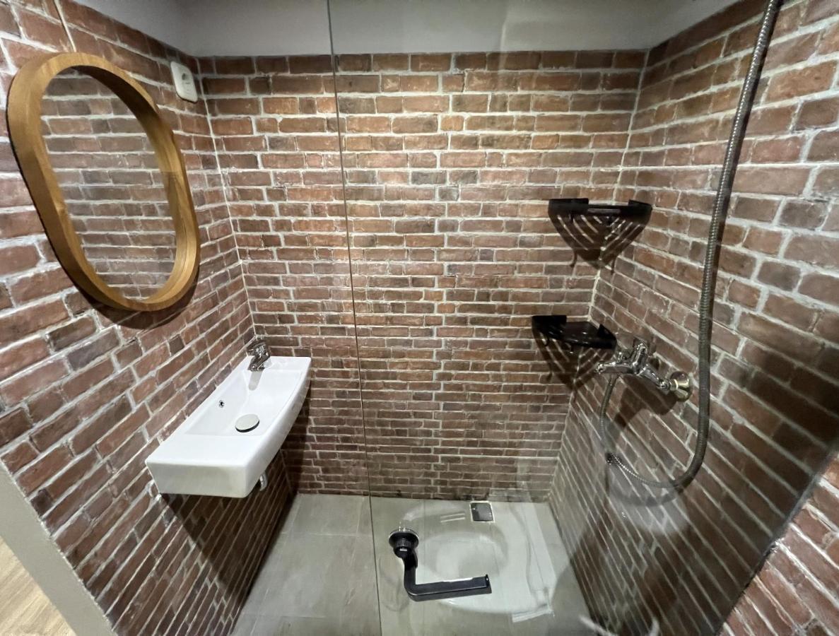 Standard King Room,1469325527:JPEG