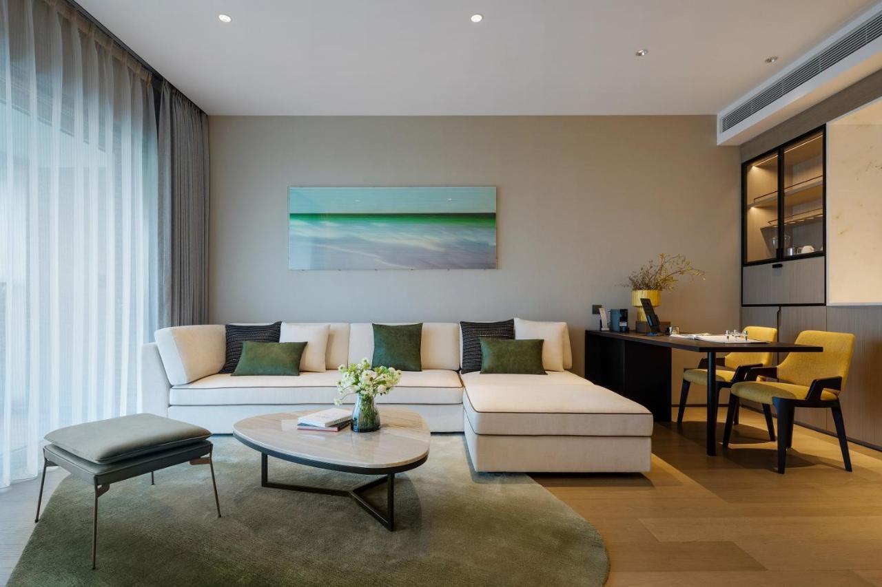 Suite with Mountain View (Include Single Breakfast)