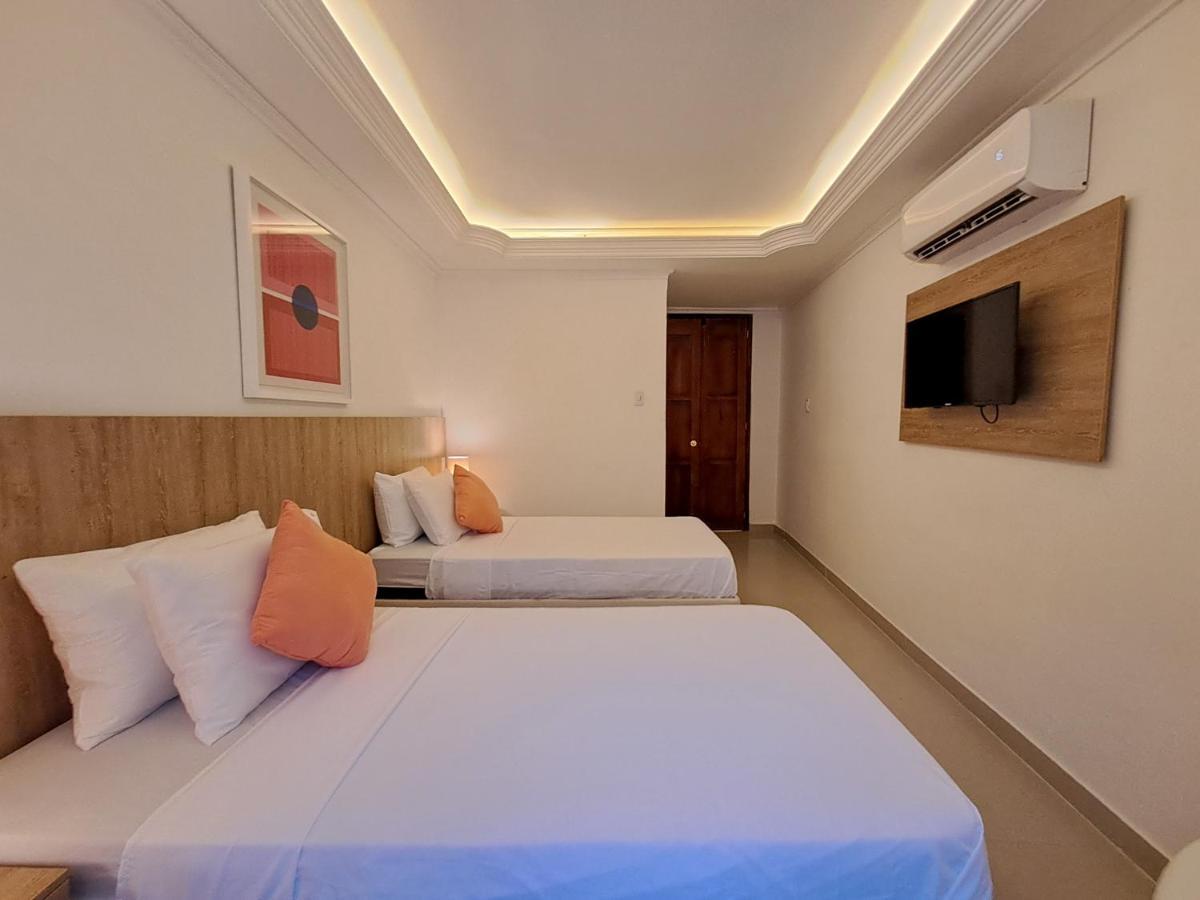 Twin Room,1470429584:JPEG