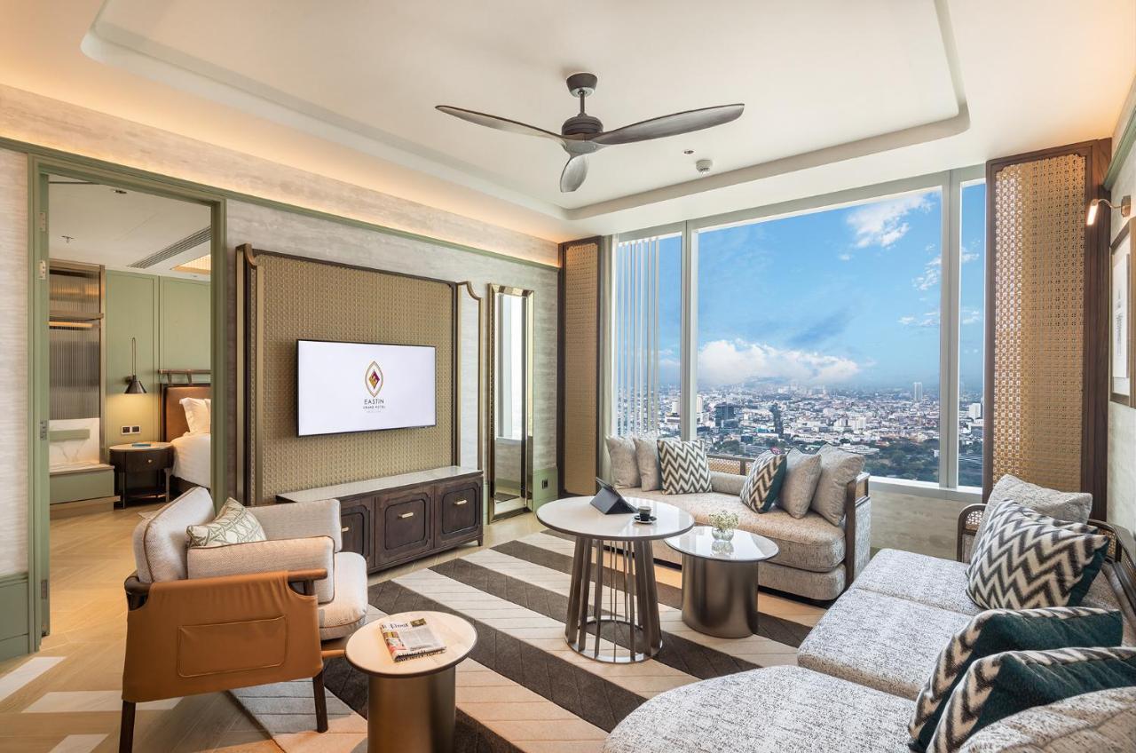 Premium Two Bedroom Suite with Lounge Access,1469574554:JPEG