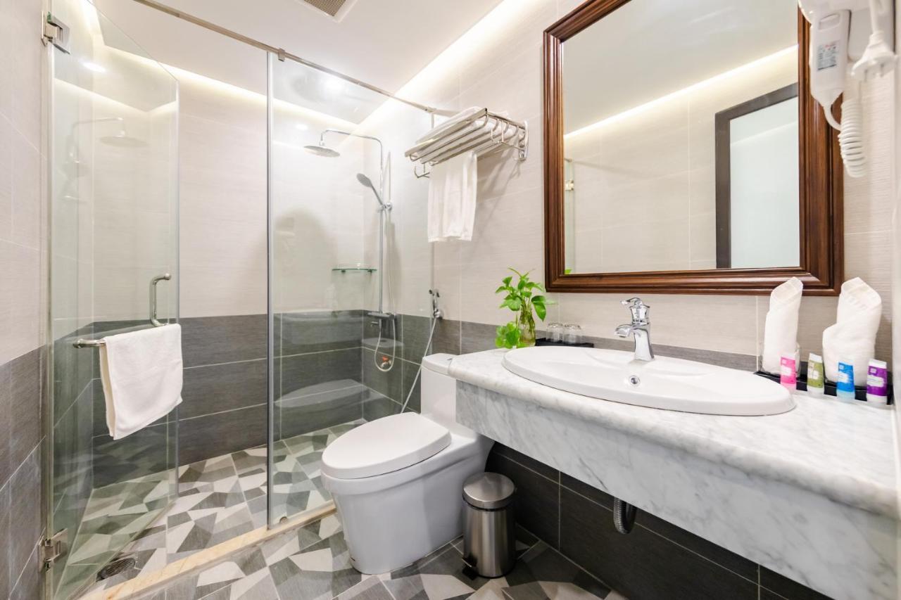 Deluxe Room,1543193005:JPEG