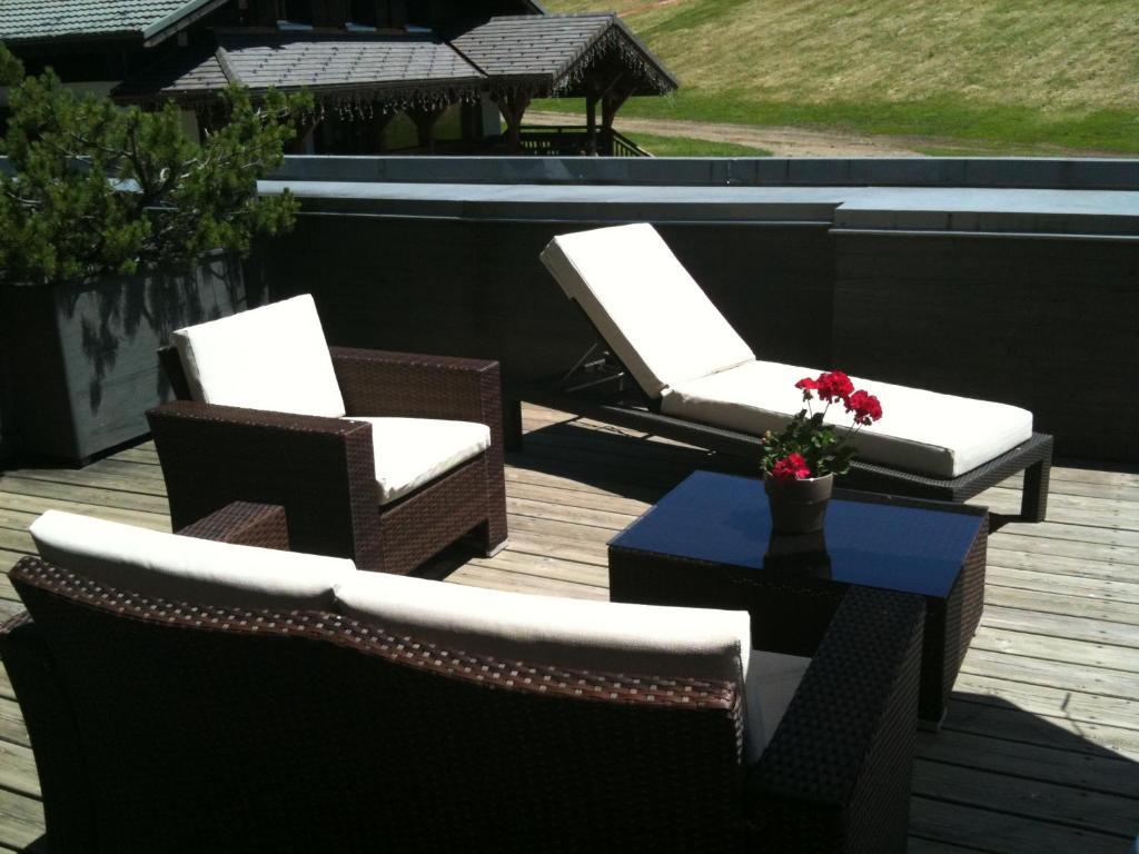 Superior Triple Room (2 Adults + 1 Child)