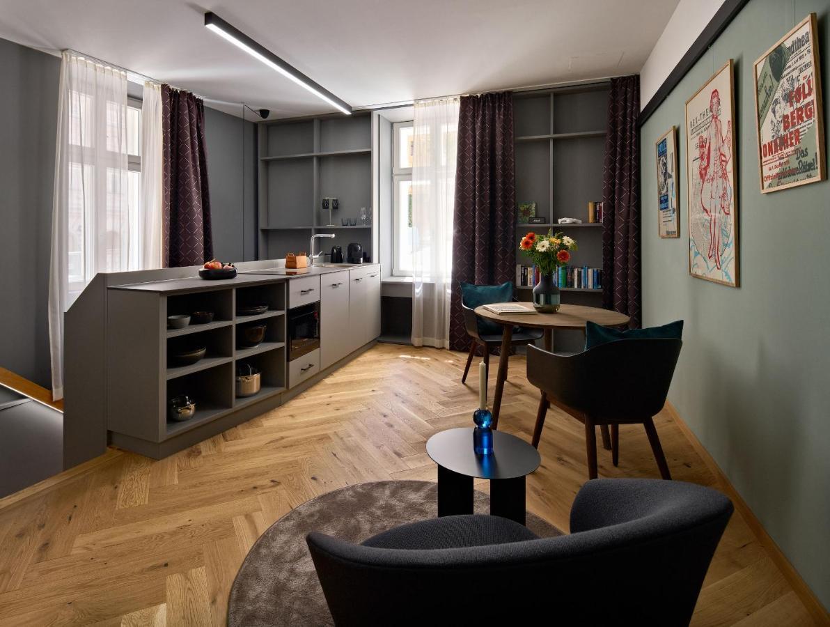 Maisonette Studio