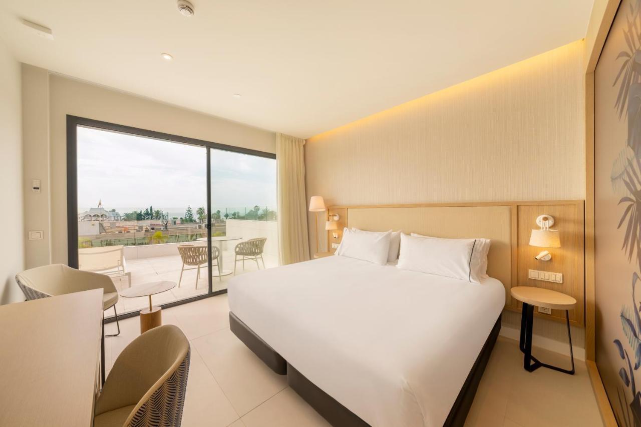 Deluxe Double Room with Sea View,1470198677:JPEG