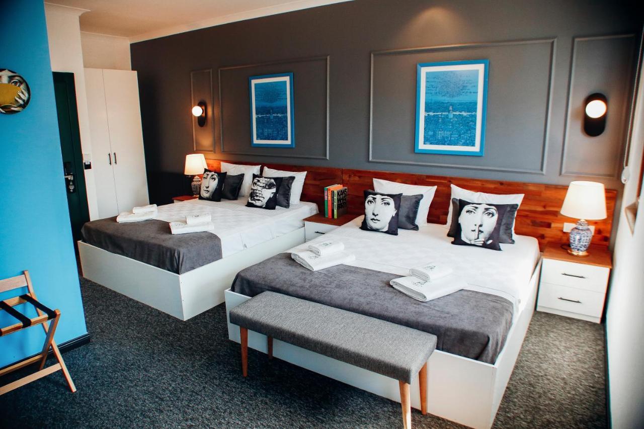 Deluxe Family Suite