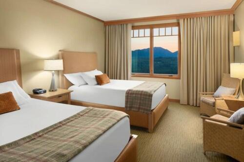 Lodge Two Queens, Resort View (Newly Renovated)
